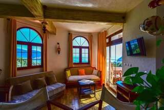 Апартаменты Pataki Guesthouse Петровац Апартаменты Делюкс с 2 спальнями, вид на море-2